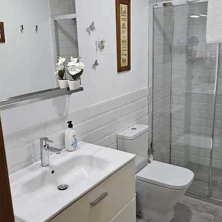 Tranquilidad Entre Volcanes Uga